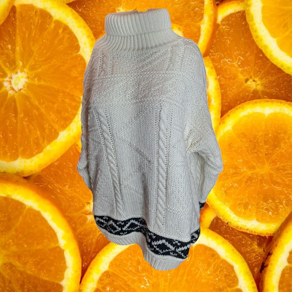 Specialty Women's White Geometric Cable-Knit Turtle-Neck Sweater Size S